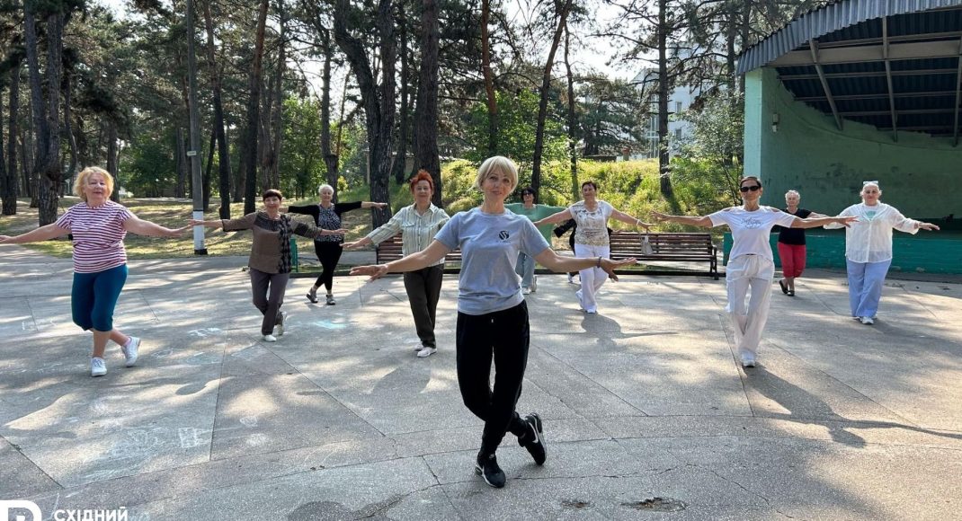 Статья Восточного Варианта помогла переселенке с Луганщины запустить танцевальный курс для пожилых людей