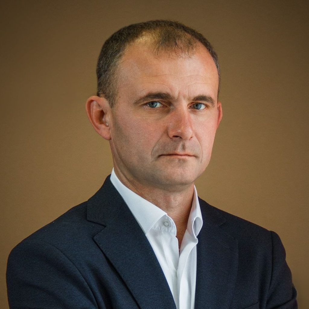Роман Падун