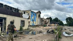 Росіяни забрали життя людини на Донеччині і шість осіб зазнали поранень через ворожі обстріли