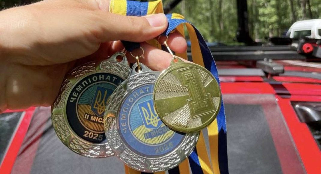 Золото та срібло в здобули представниці Луганщини на всеукраїнських змаганнях з велоспорту
