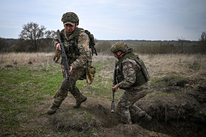 Росіяни штурмують Краматорський напрямок під дощем і вітром пішки та на мотоциклах, — 93 ОМБр